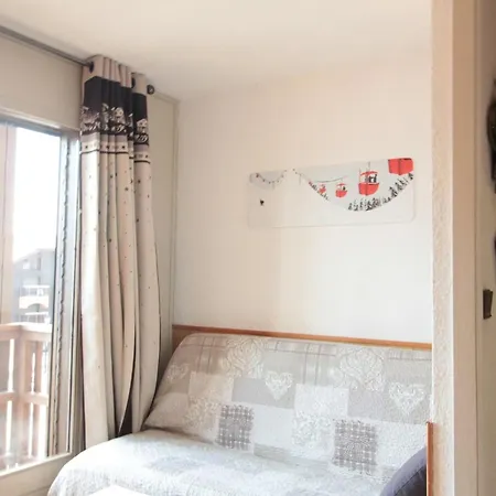 Chaleureux 4 Pers, Centre Village, Proche Pistes Et Commerces, Balcon Sud-ouest - Fr-1-572-105